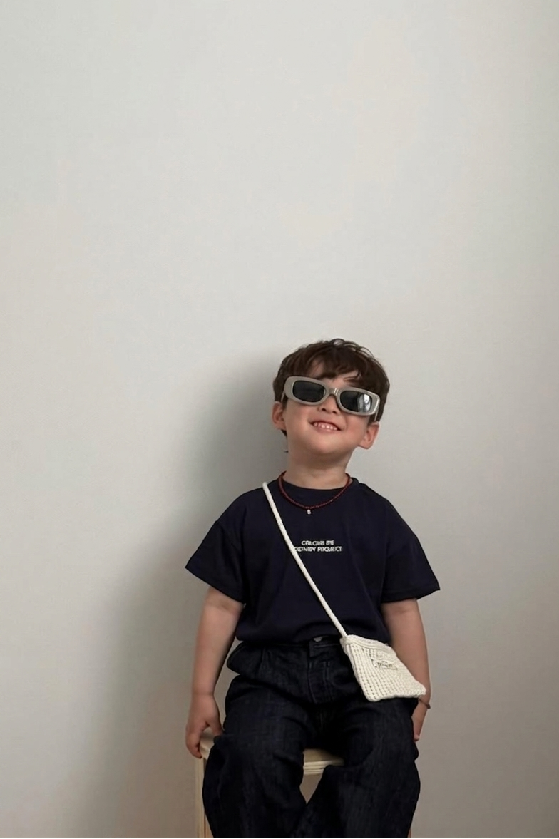 SUN-GLASSES